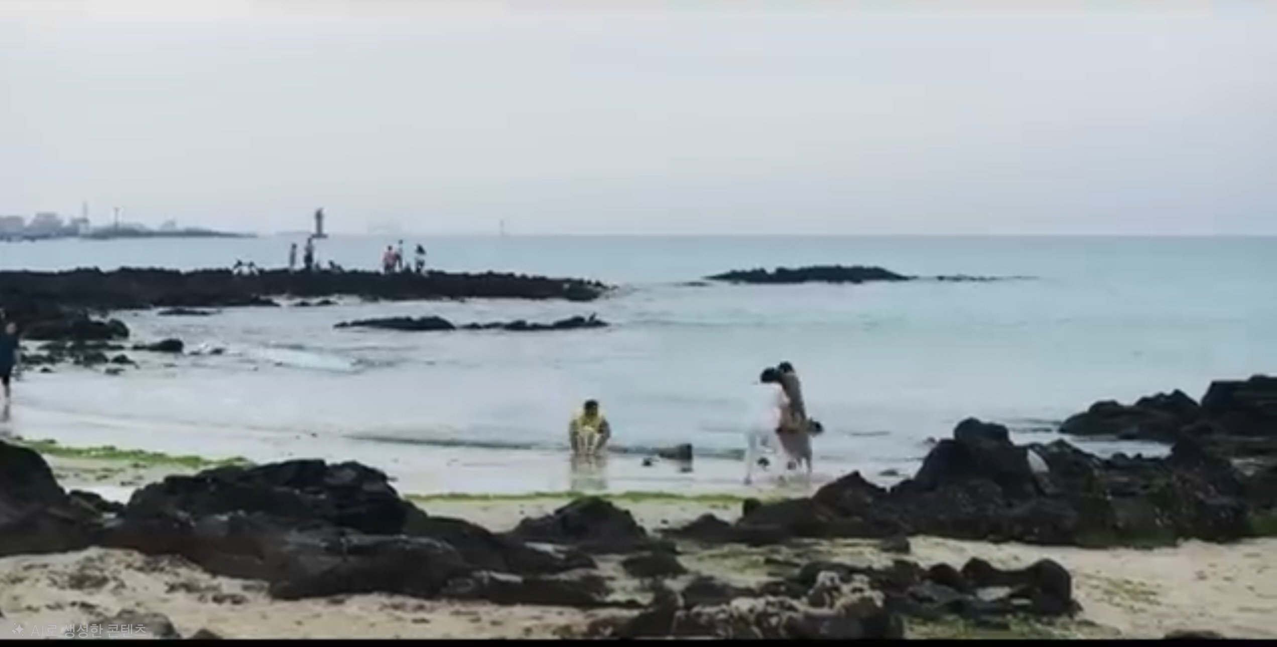 돔베국수를 한 입 먹고 기억난 회상 장면의 곽지 해수욕장