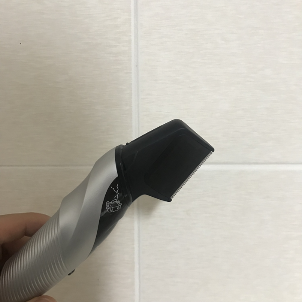 파나소닉 바디 트리머 ER-GK60 캡 미장착 상태 &ndash; 0.1mm 초박형 제모 가능 모드