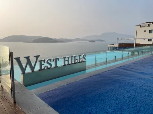 웨스트힐스 수영장 전경