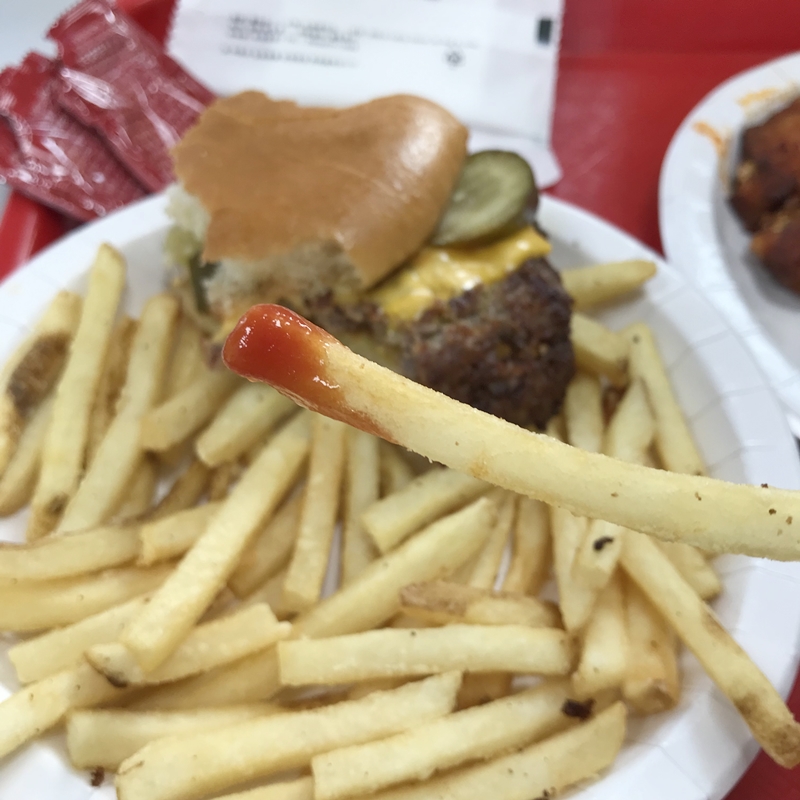 감자튀김 (FRIES)