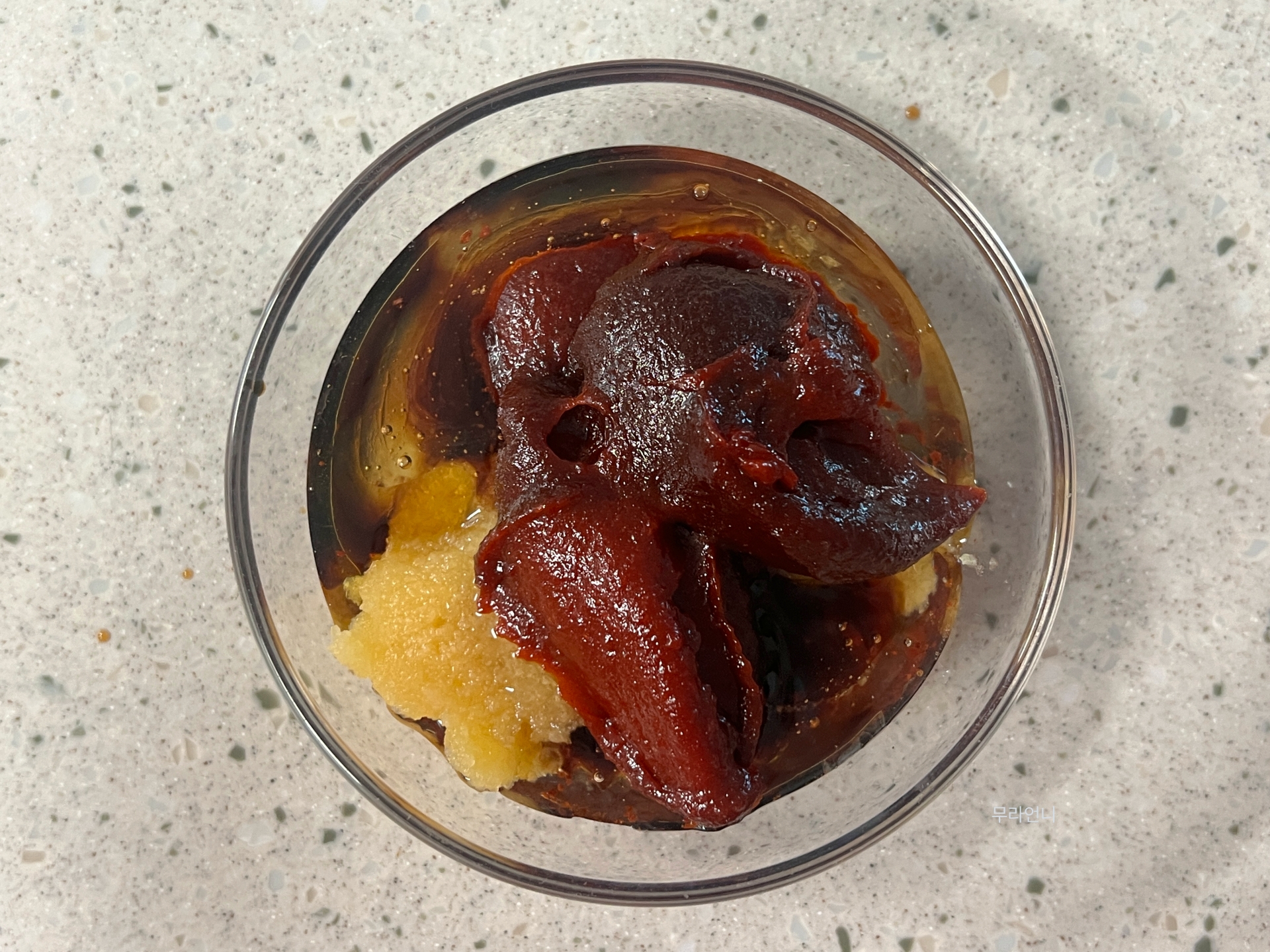 양념장 잘 섞어주기