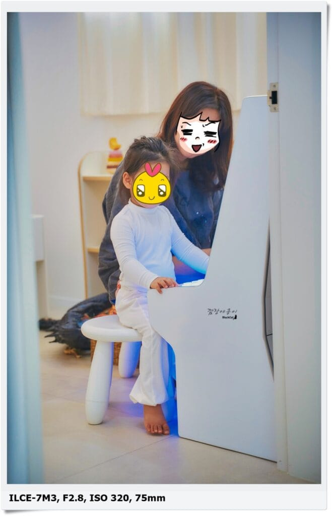 슬로우비스테이 오락실 게임기와 아이 놀이 모습