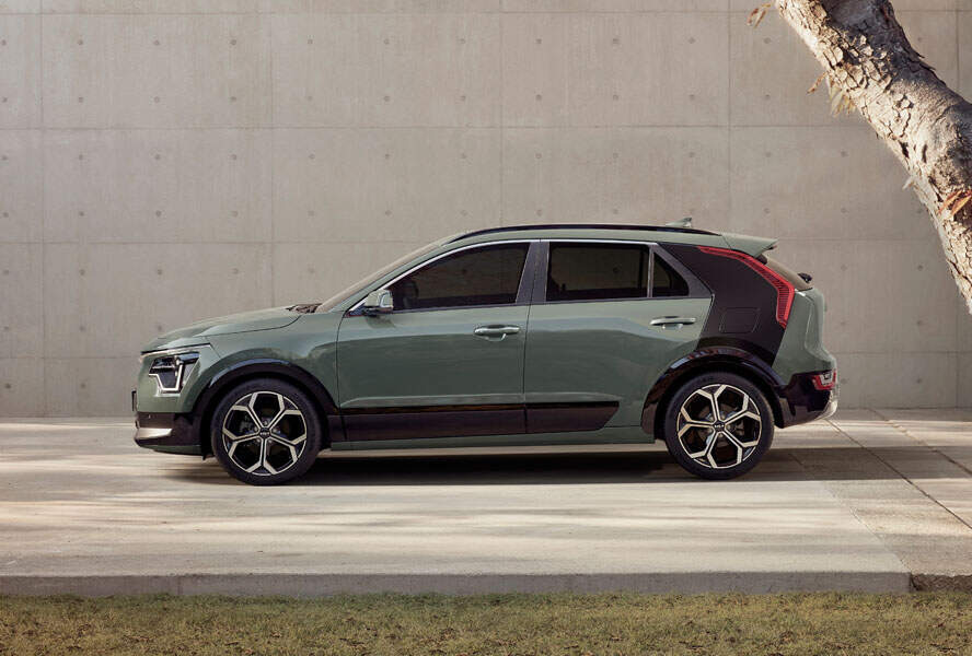 기아 니로 하이브리드 측면