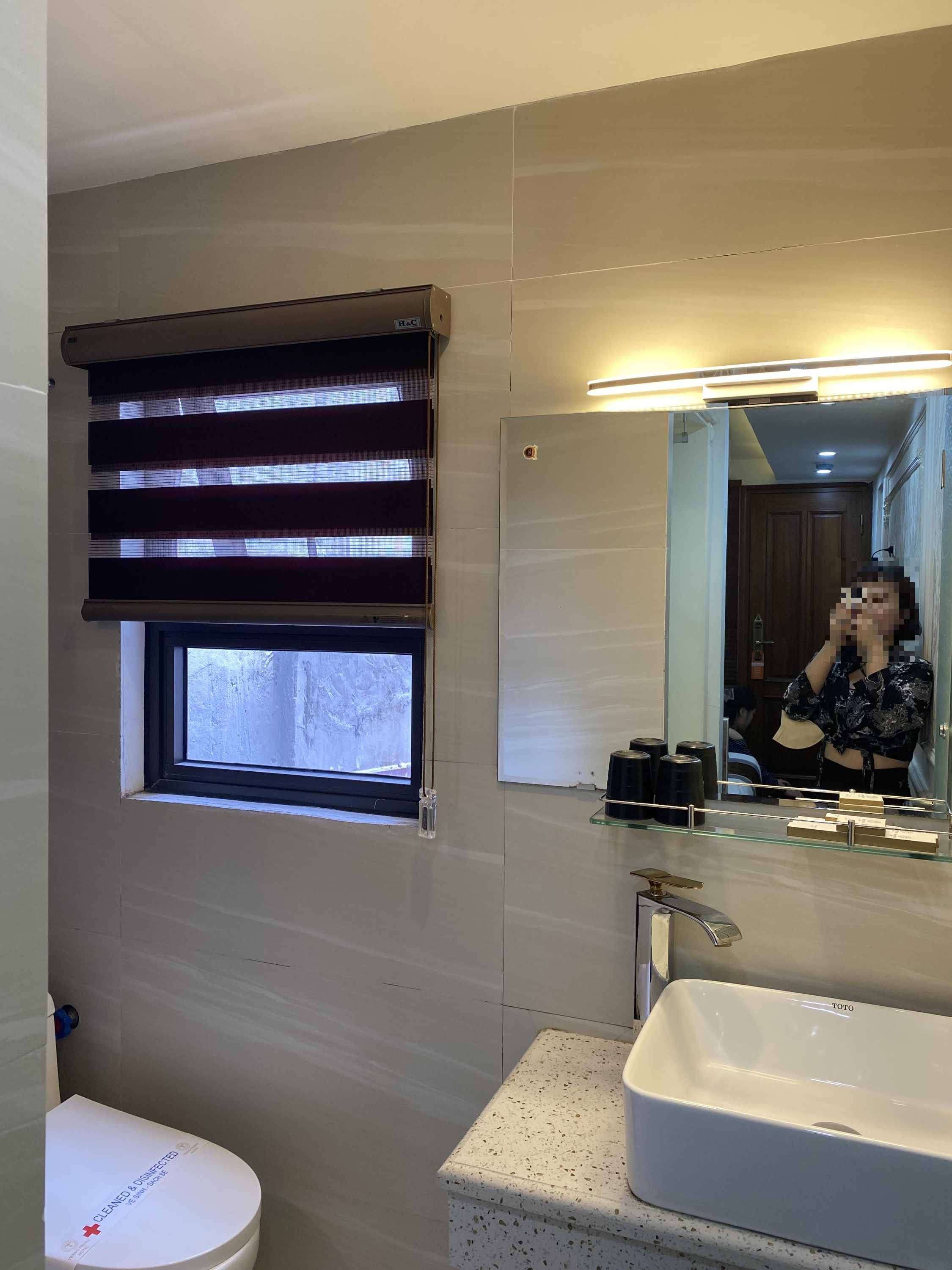 객실내부(화장실)