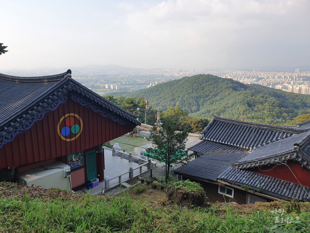 독산성 보적사 지붕