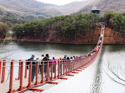 마장호수 출렁다리