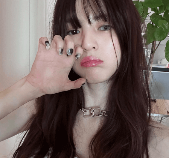 한소희 경성크리처 프로필 남자친구 윤세옥