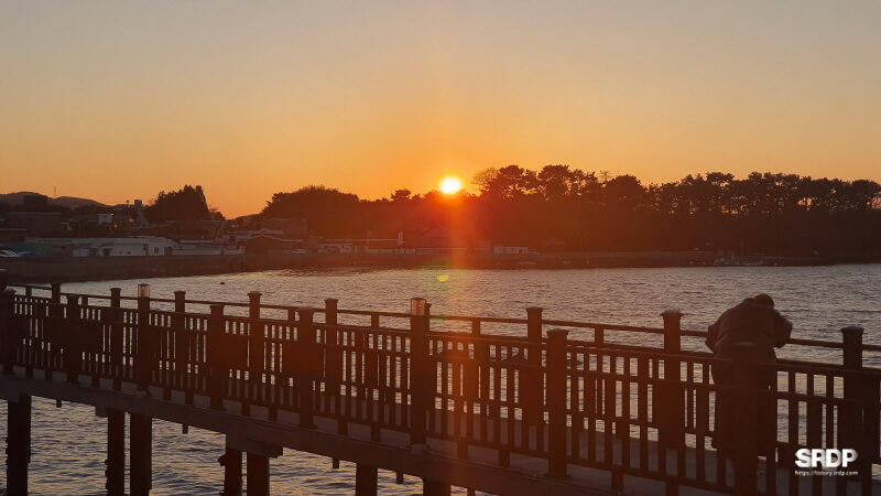 거제도해넘이-해돋이명소-일출명소-거제도갈만한곳-겨울여행지추천-거제도일출해돋이명소-거제도신선대-바람의언덕-거제도여행코스추천-거제온더선셋