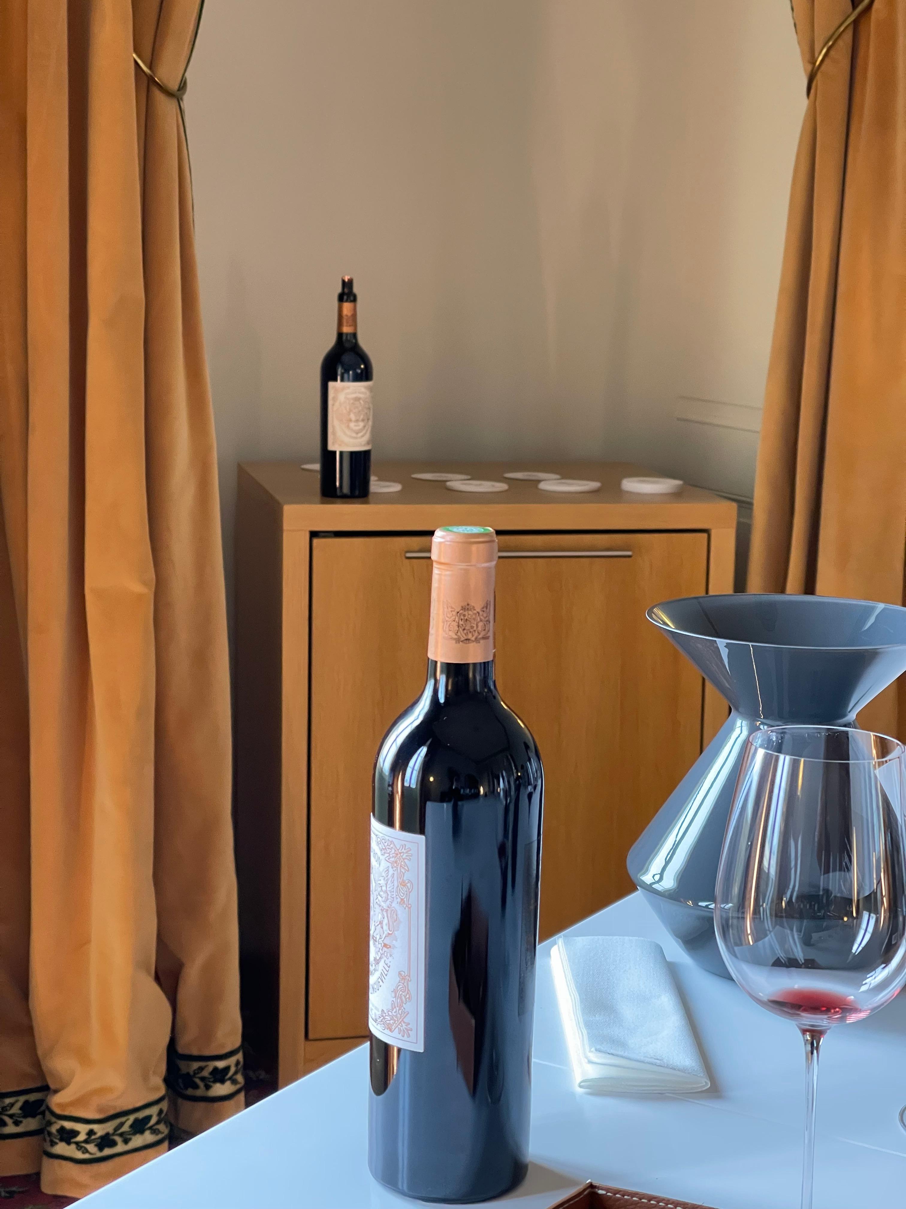 뒤로 빠진 Ch&acirc;teau Pichon Baron 2016 빈티지