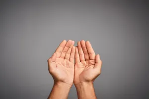 손