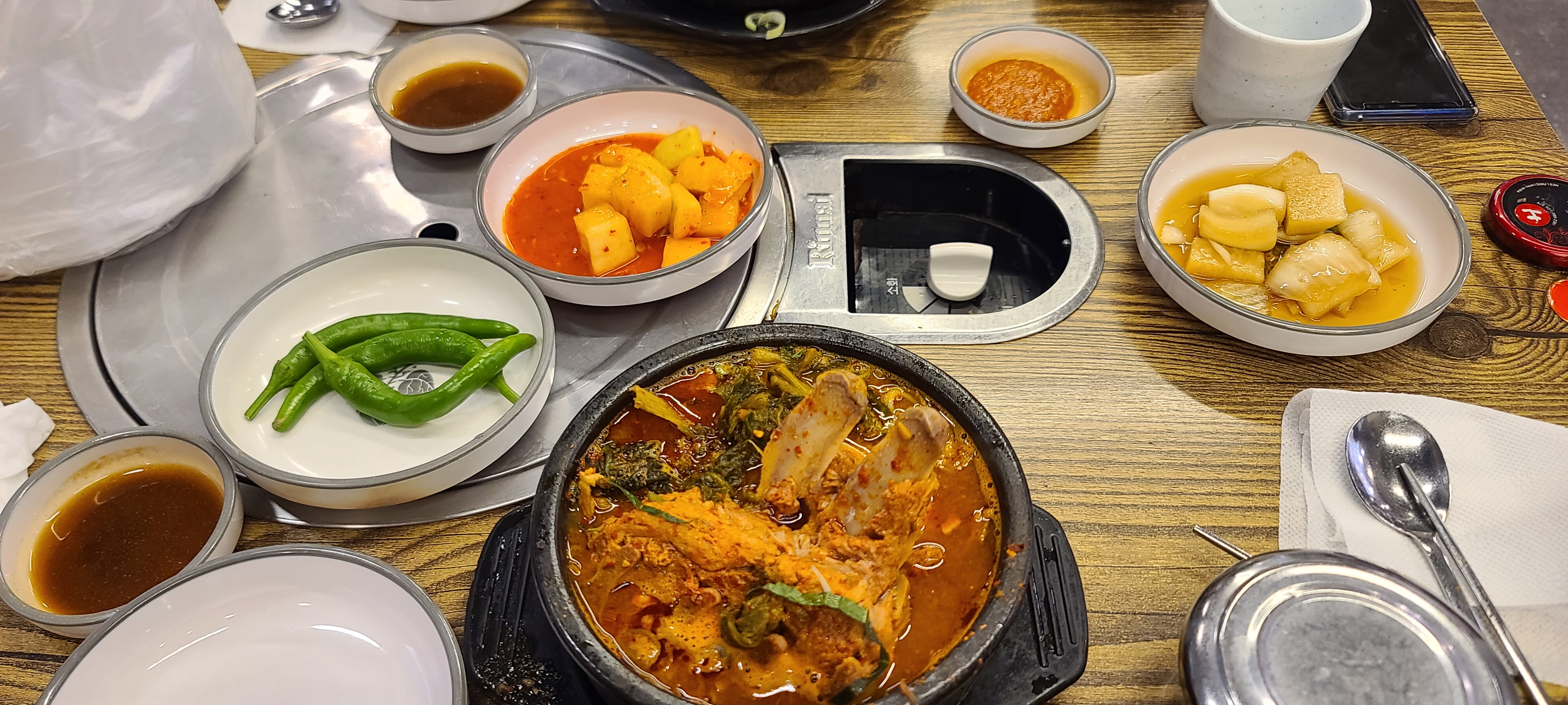 신사골옛날감자탕 뼈해장국 가격표 얼큰한해장국 밑반찬