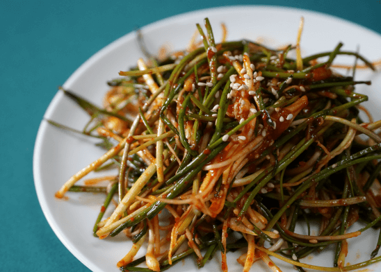 달래를 활용한 요리 달래무침