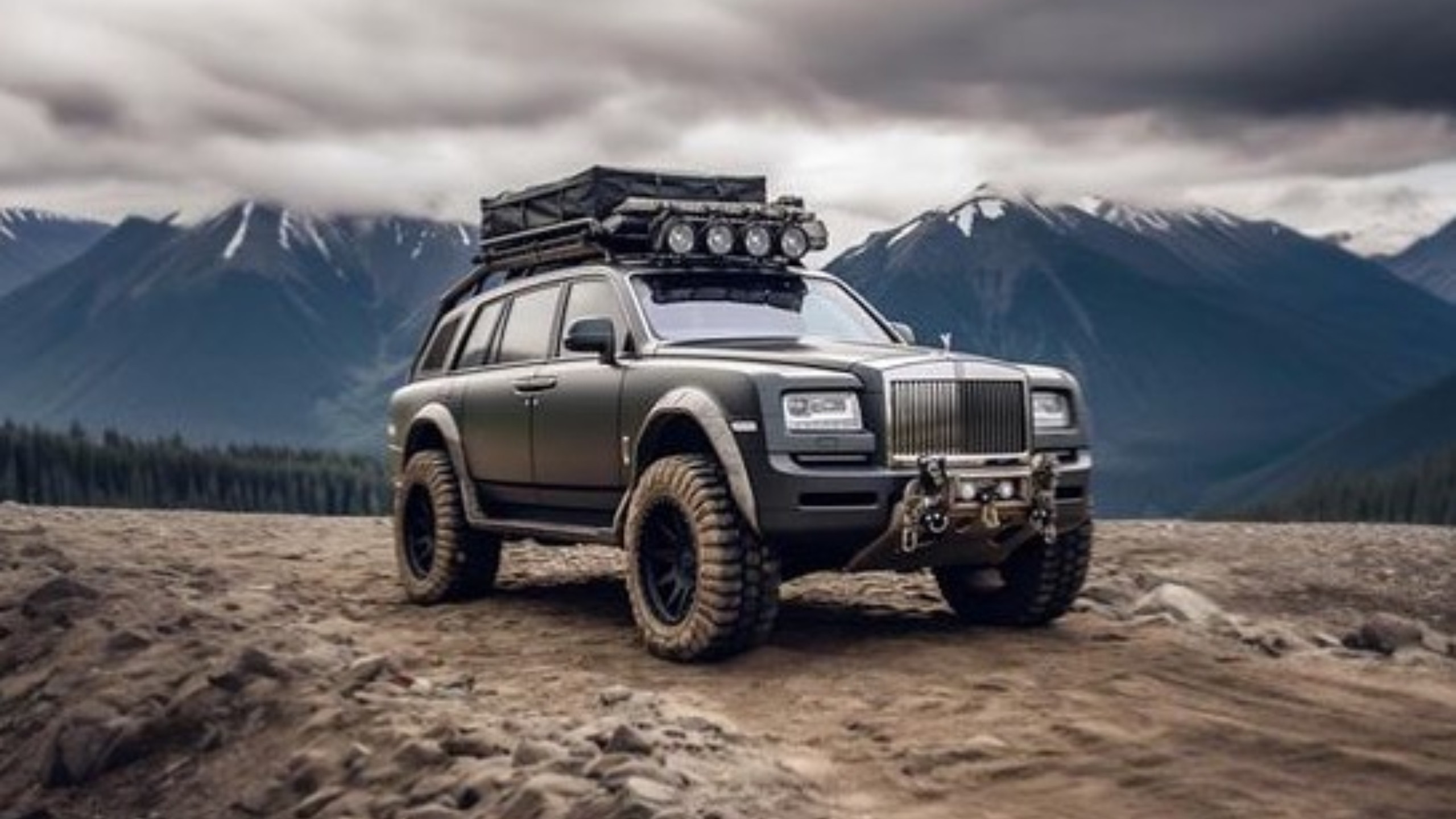 초호화 럭셔리 오프로더(?) 롤스로이스 컬리넌 등장