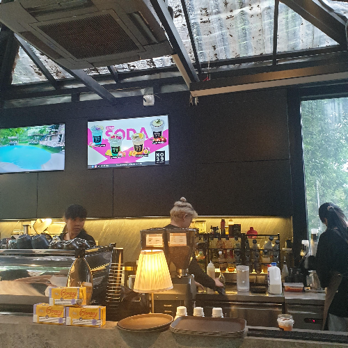 치앙마이 카페 투어 ⑤ : 인생샷을 찍을 수 있는 뷰 맛집 (No. 39 Cafe) _ 주문 하는 곳