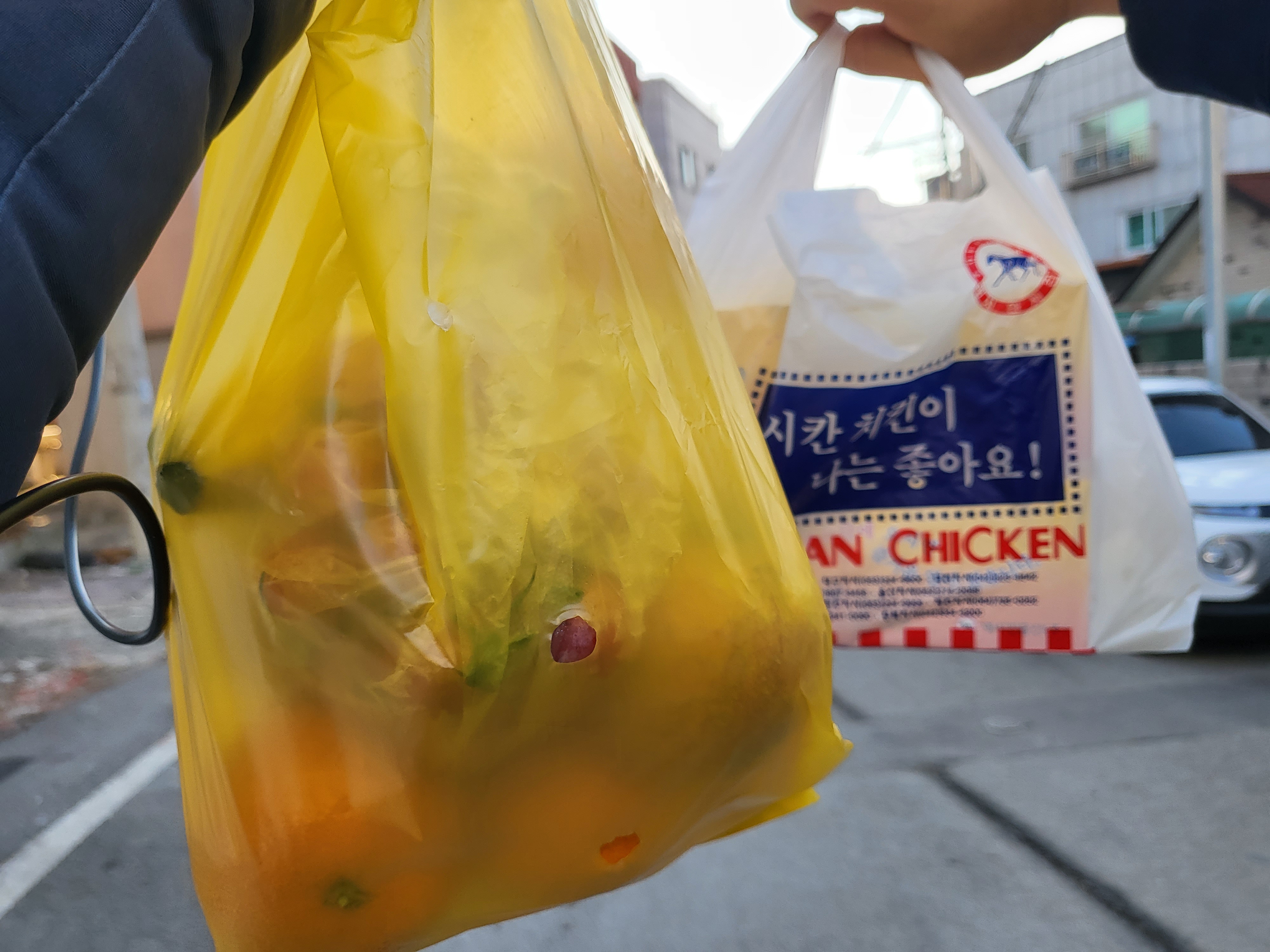 청주 과일주는 치킨집 - 포장과일