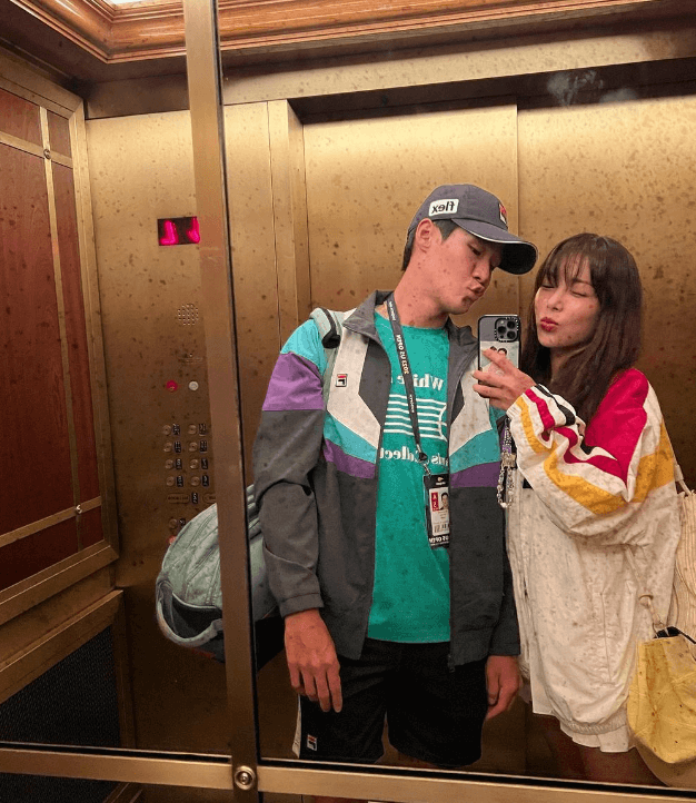 권순우 테니스 선수와 원더걸스 유빈