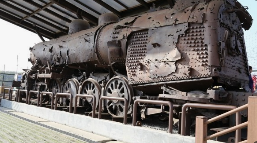 철마는 달리고 싶다 사진