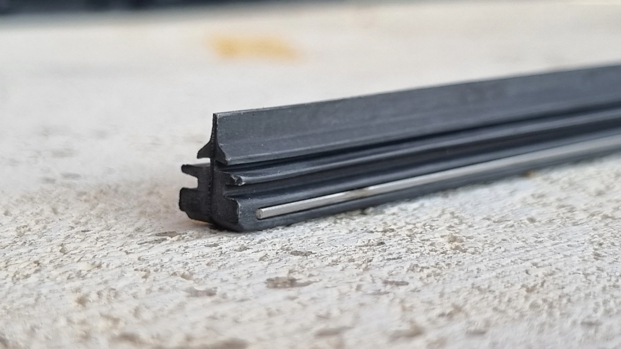 철심 끼운 모습