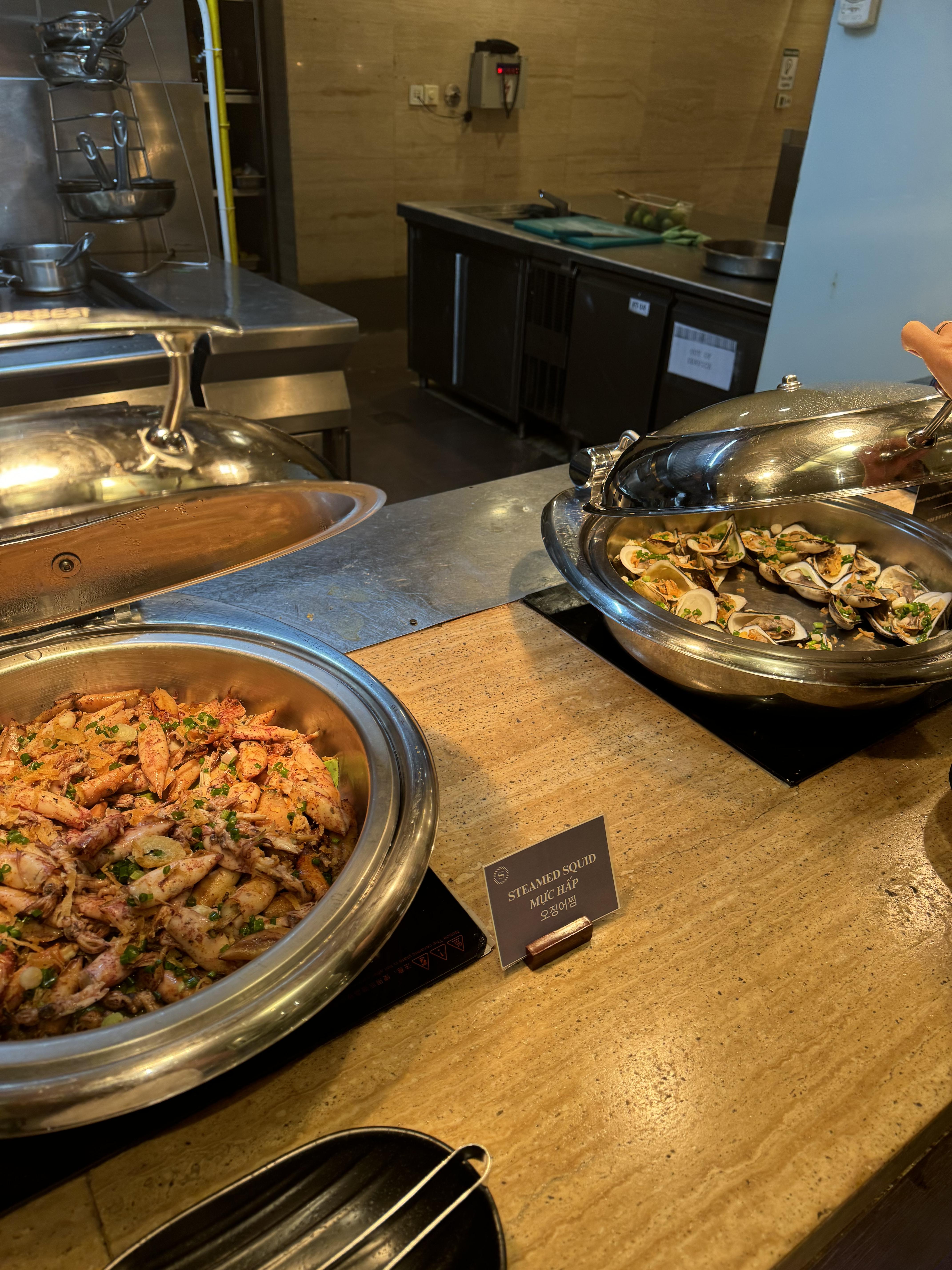 나트랑 쉐라톤 호텔 디너 랍스터 무제한 뷔페