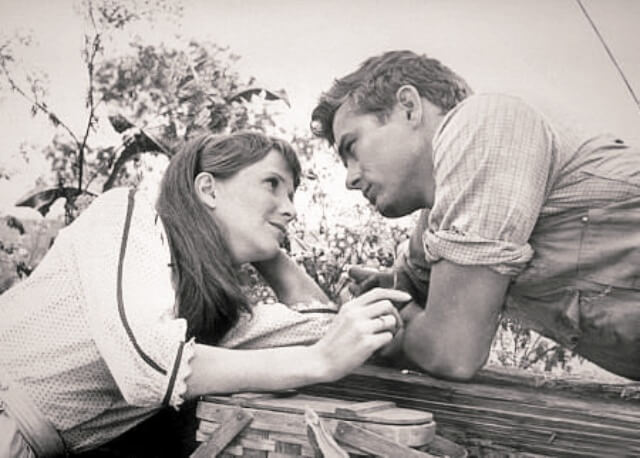 영화 <에덴외 동쪽> 한 장면