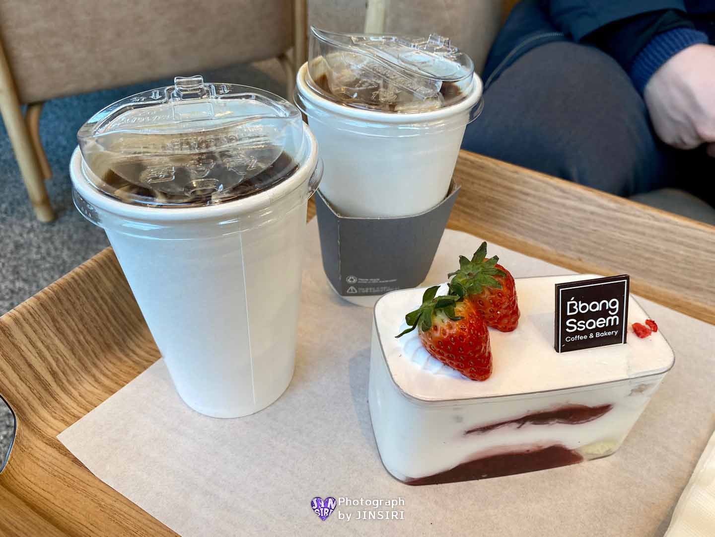 ๊นํฌ ํ๋์์ธ๋ ๋ฒ ์ด์ปค๋ฆฌ ๋ํ์นดํ ์์ธ๊ทผ๊ต ๋๋ผ์ด๋ธ ๋นต์