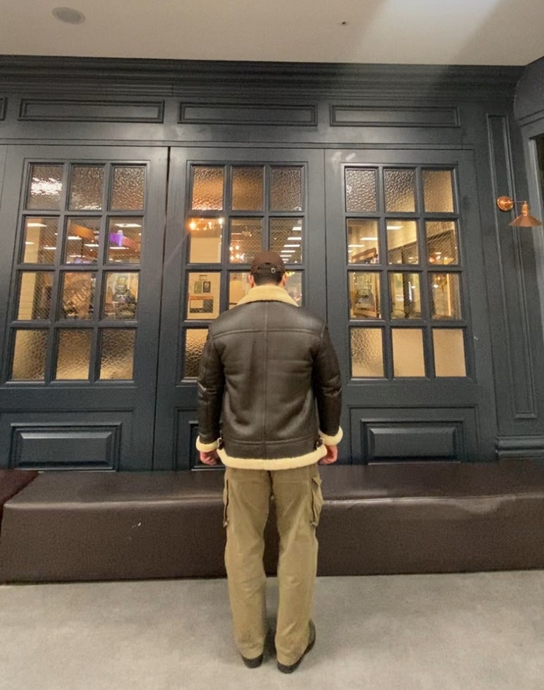 데일리룩('26.1.20.)오와이 OY 데빌로고 빈티지 레터링 볼캡, 스페로네 램스킨 무스탕, 빈티지 보세 레드블랙 체크 셔츠, 프리즘웍스 카고팬츠, 블런드스톤 585 러스틱브라운