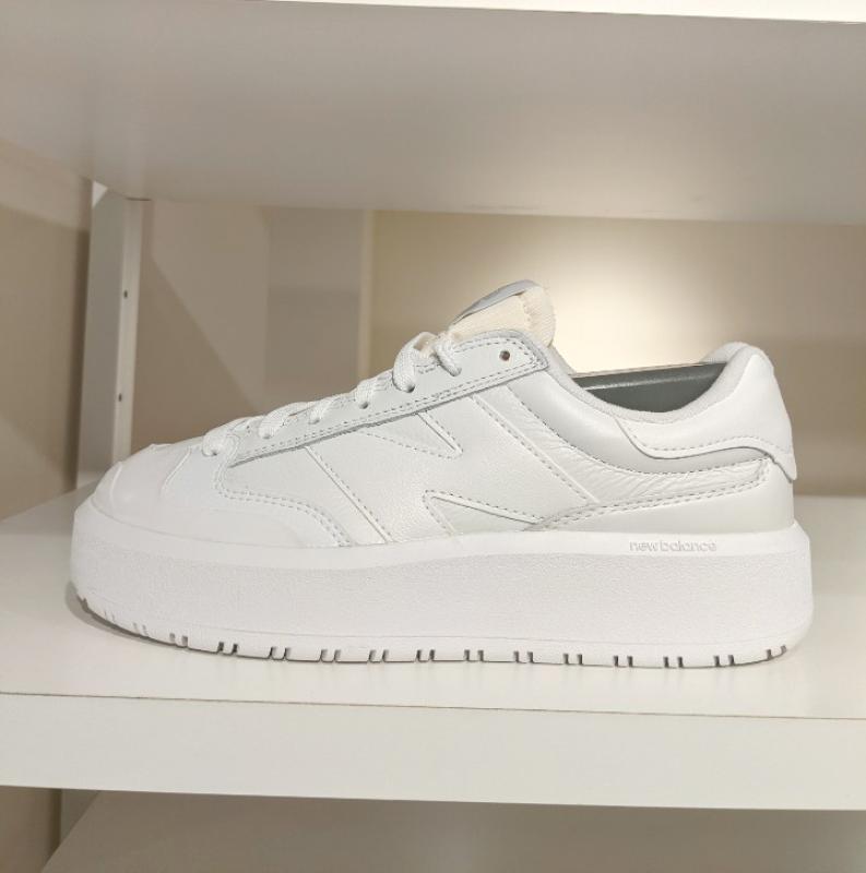 뉴발란스 CT302 트리플화이트 플랫폼 CT302LA