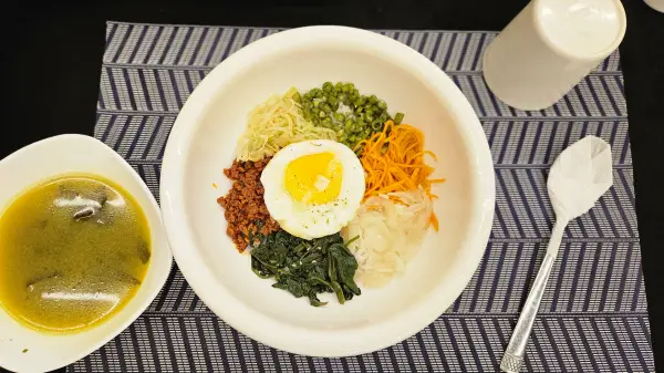 필리핀-보홀-버진아일랜드-석식-비빔밥-미역국