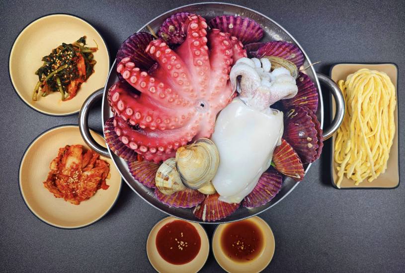 서울 장한평 해물샤부칼국수 맛집 &amp;#124; 2TV 생생정보 방송 나온 금면옥 원기회복 칼국수 장한평본점