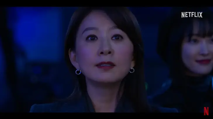 퀸메이커 다시보기 재방송 패션 의상 가방