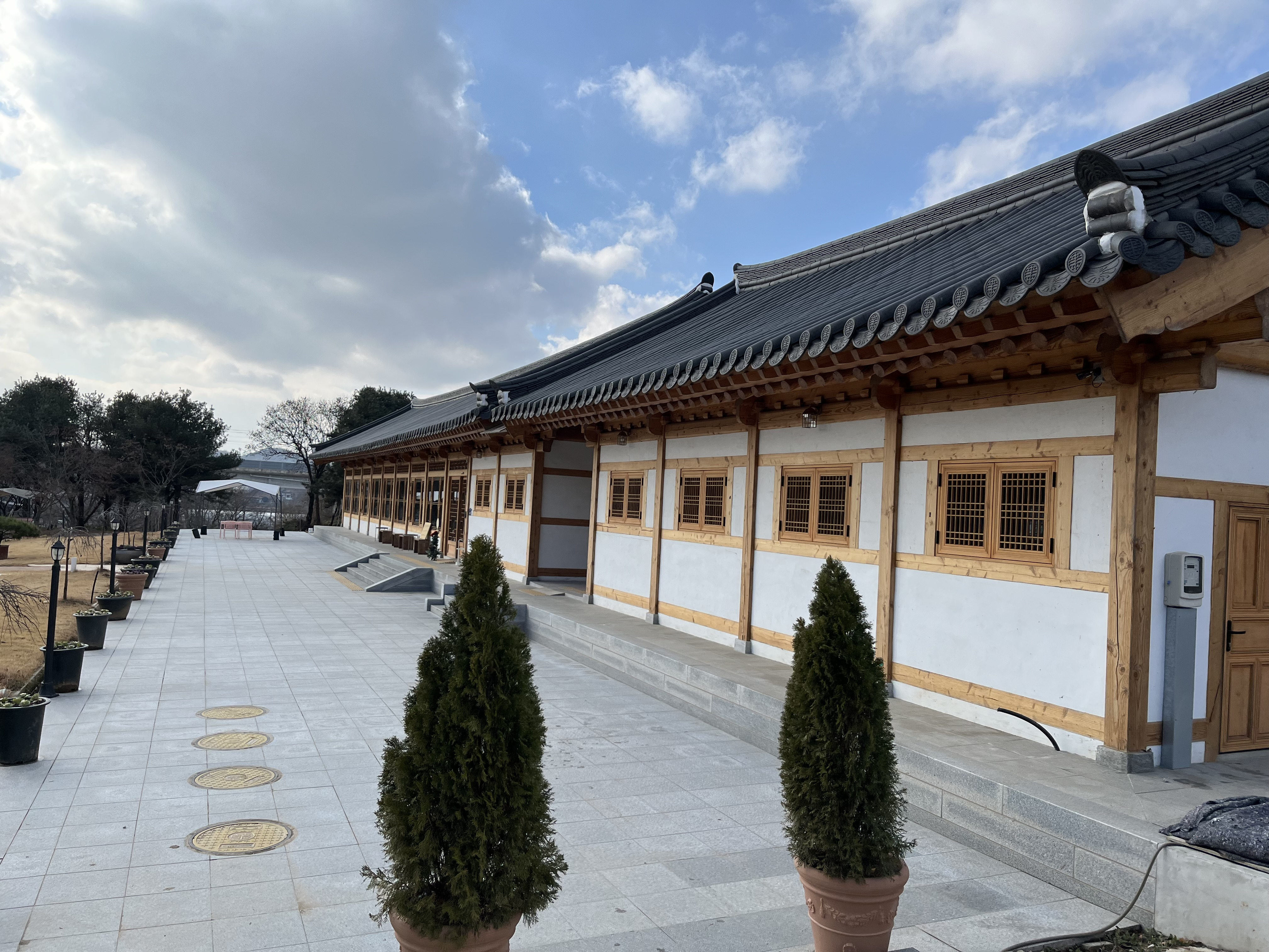 7개월간의 침묵, 그리고 다시 쓰는 디지털 노마드 생존기 (2025 Ver.)