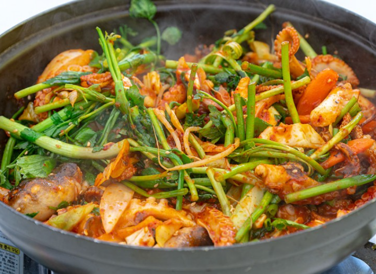 2025년 무창포 쭈꾸미 도다리 대잔치 먹거리 사진