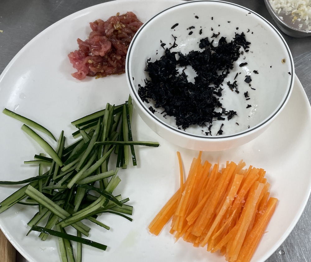 한식조리기능사 실기시험 준비 - 칠절판 - 석이버섯 별도 그릇에 보관하여 준비