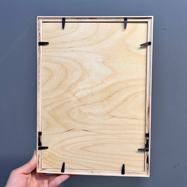 완성 된 POZIP 액자 뒷면