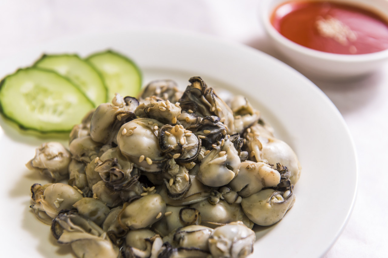 백반기행 180회 반효정 편 굴밥 굴정식 굴물회 자연산 굴 요리 보령 맛집 소개