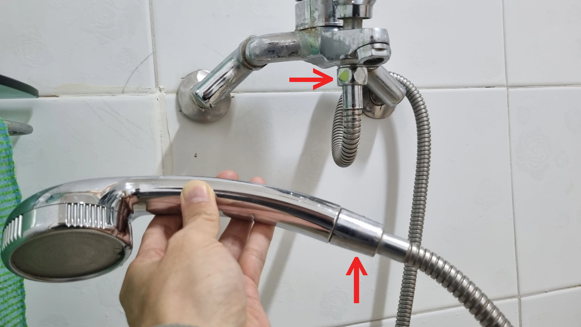 샤워헤드 호스 분리 위치