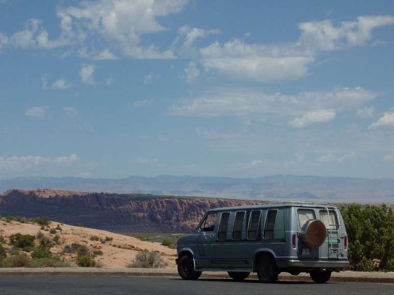 유럽 로드트립 가기 전 알면 좋은 교통 규칙