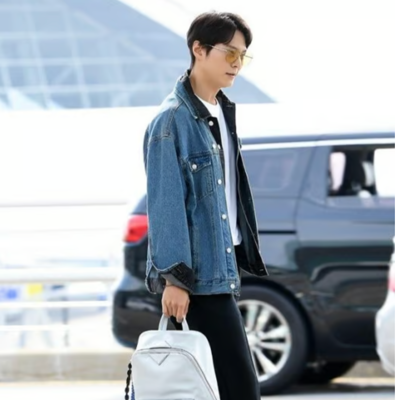 청 자켓에 인디고 데님 주원