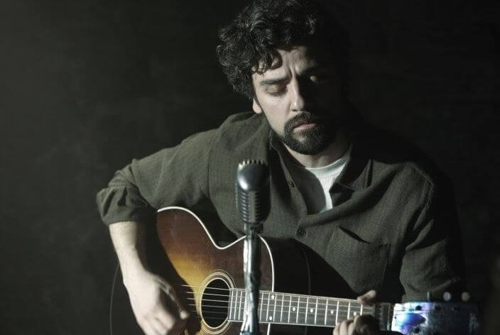 인사이드 르윈, 기타치며 노래부르는 모습