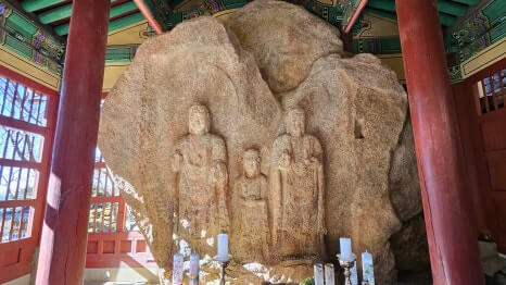 서산 태을암 : 국보의 품격과 백제의 미소를 만나는 하늘 아래 쉼터 태안마애삼존불로 유명한 사찰