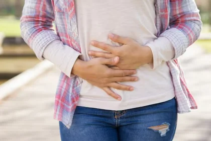 장염 증상과 원인을 유형별로 구분해 이해하는 설명8