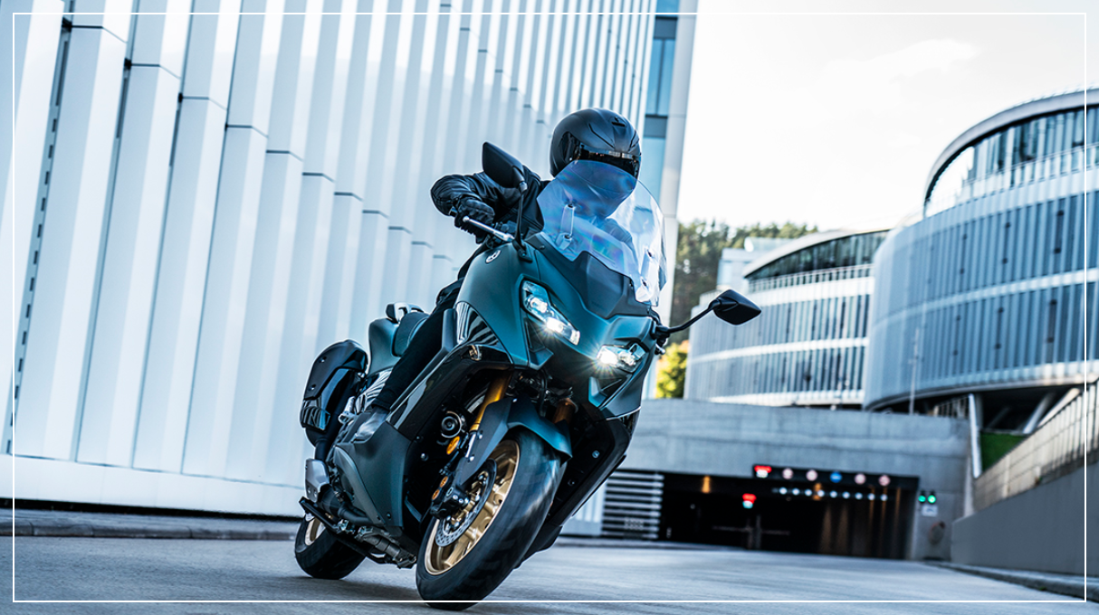TMAX 560