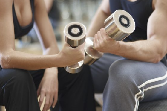 고혈압 혈압관리 자연치료 생활습관개선 혈압낮추기 저염식 대시식단 건강관리 체중감량 운동효과