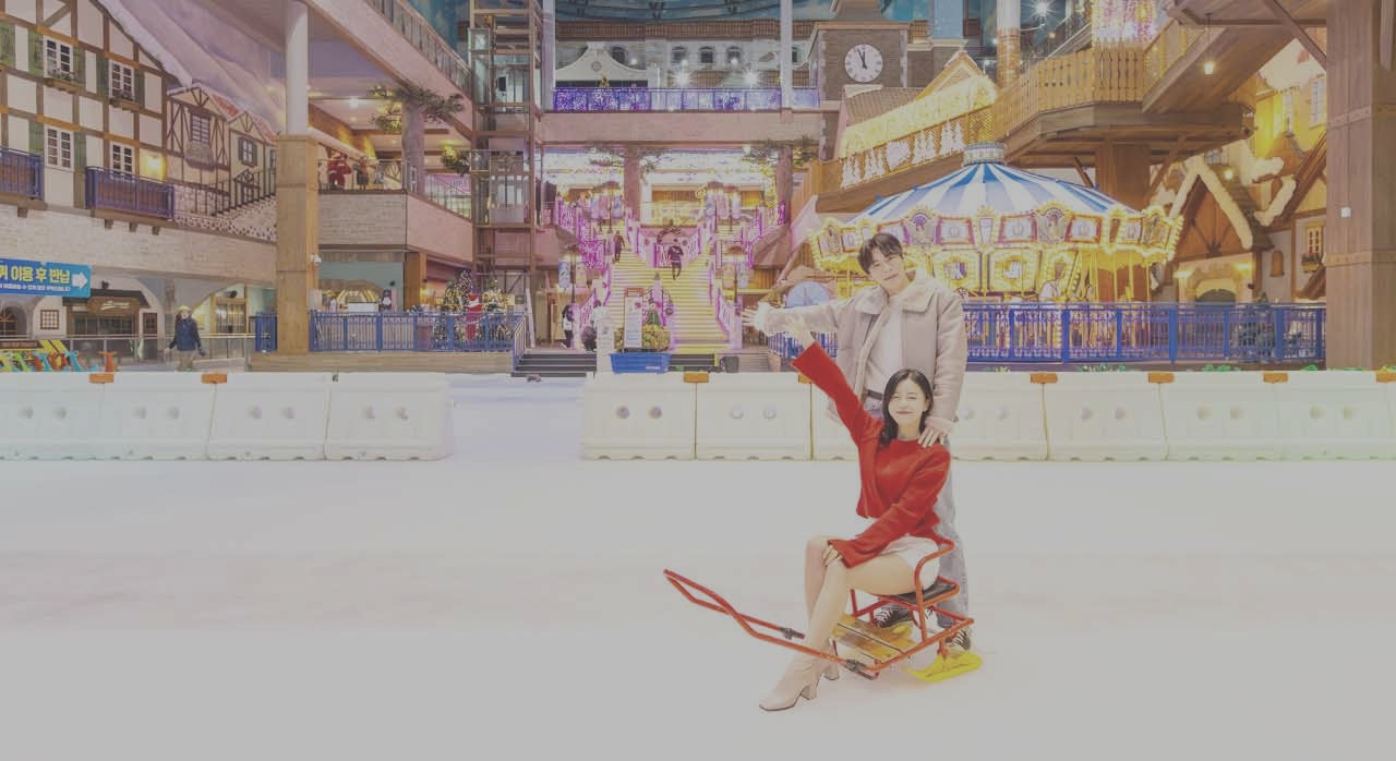 실내 눈썰매장의 연출 이미지이다. [ⓒ네이버플레이스 원마운트 스노우파크]