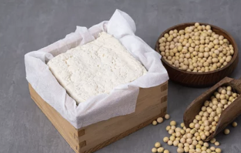 단백질이 풍부한 두부