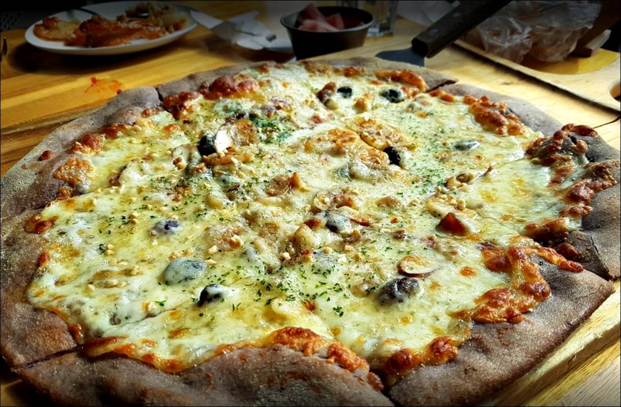 남매식당 B&S 피자