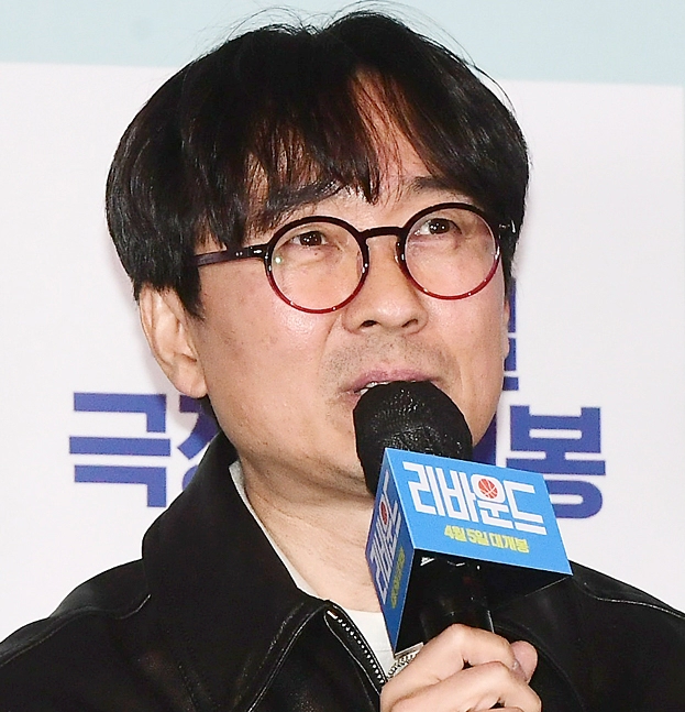 장항준 감독 프로필 나이 고향 학력 아내