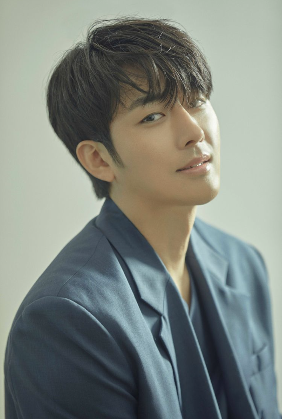 손호준 화보