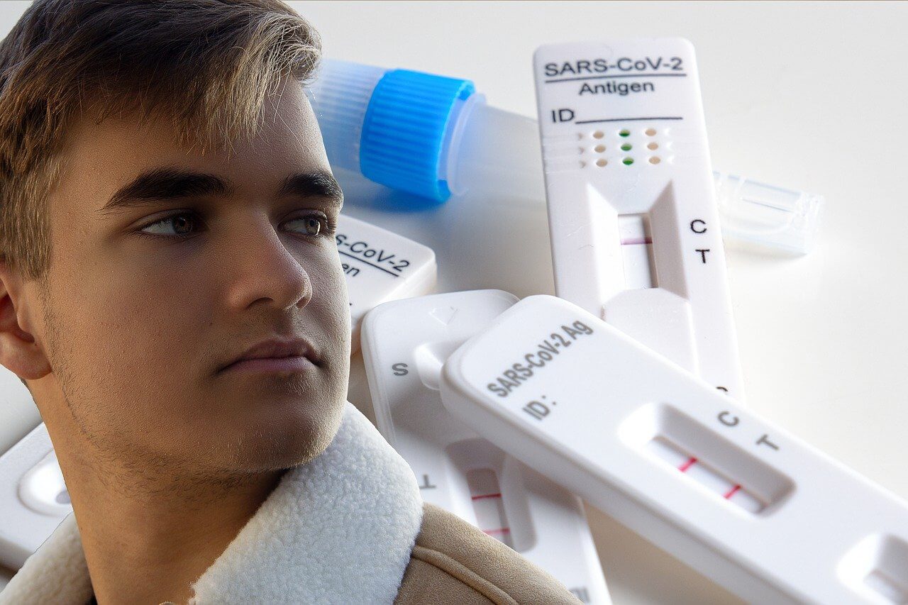 코로나19 확진자 증가 백신접종 6월까지 연장