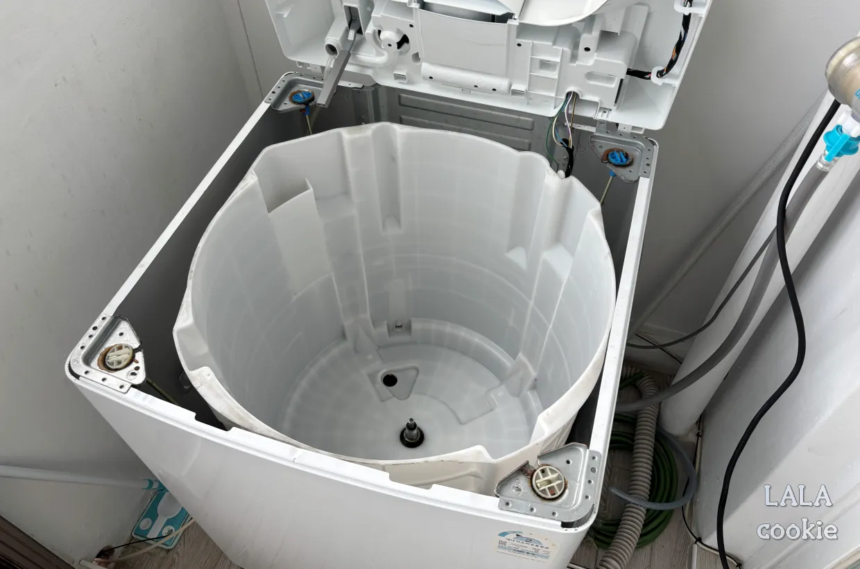 세탁기-청소-후-깨끗한-모습